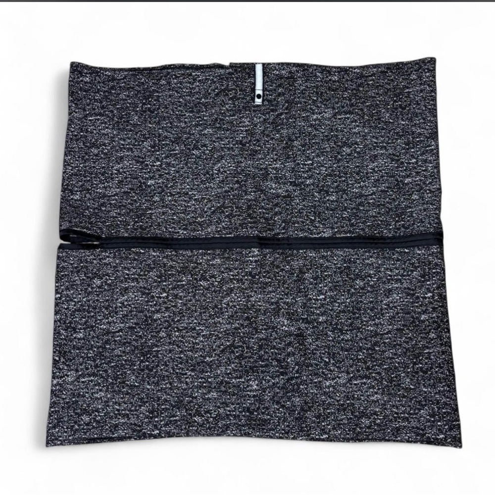 Lululemon Vinyasa Scarf in a black and white heathred colorway - OSFA